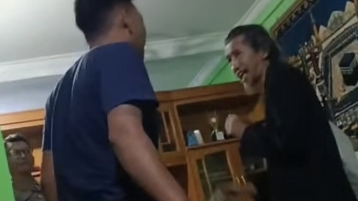 Tegur Knalpot Bising Berujung Penyerangan, Polisi Tetapkan Tersangka Perusakan Rumah Tokoh NU di Bandung